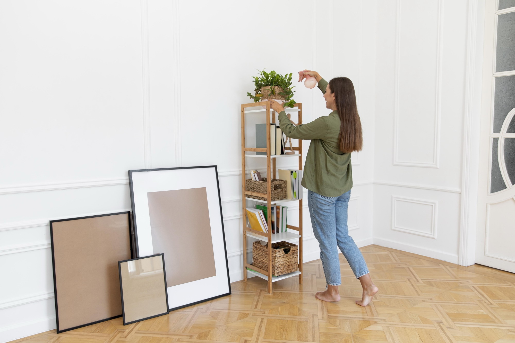 Üres falak új élete: olcsó és kreatív ötletek a látványos otthonért